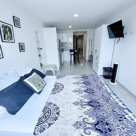 Hermoso En 1br Laguito - Frente A La Playa Apartment Cartagena