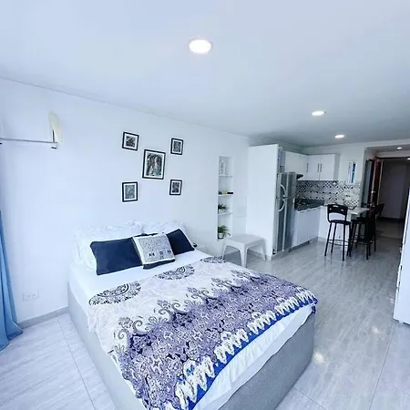 Hermoso En 1br Laguito - Frente A La Playa * Cartagena